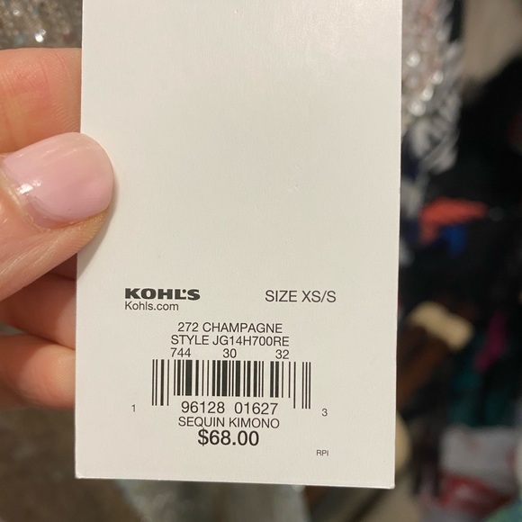 ๐HP๐ Juniorsโ SO Champagne Gold Sequin Kimono XS/S NWT - Picture 6 of 7
